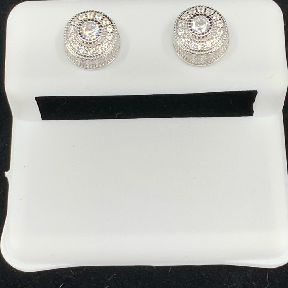 Jewelry - Picture 4 of 4